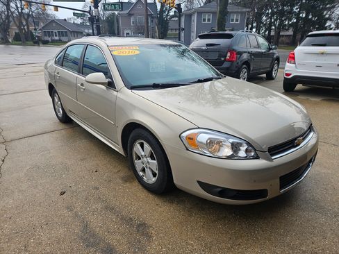 Used 2010 Chevrolet Impala LT image 2