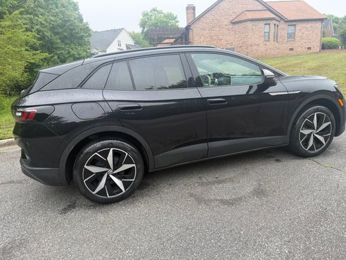 Used 2023 Volkswagen ID.4 AWD Pro S image 28