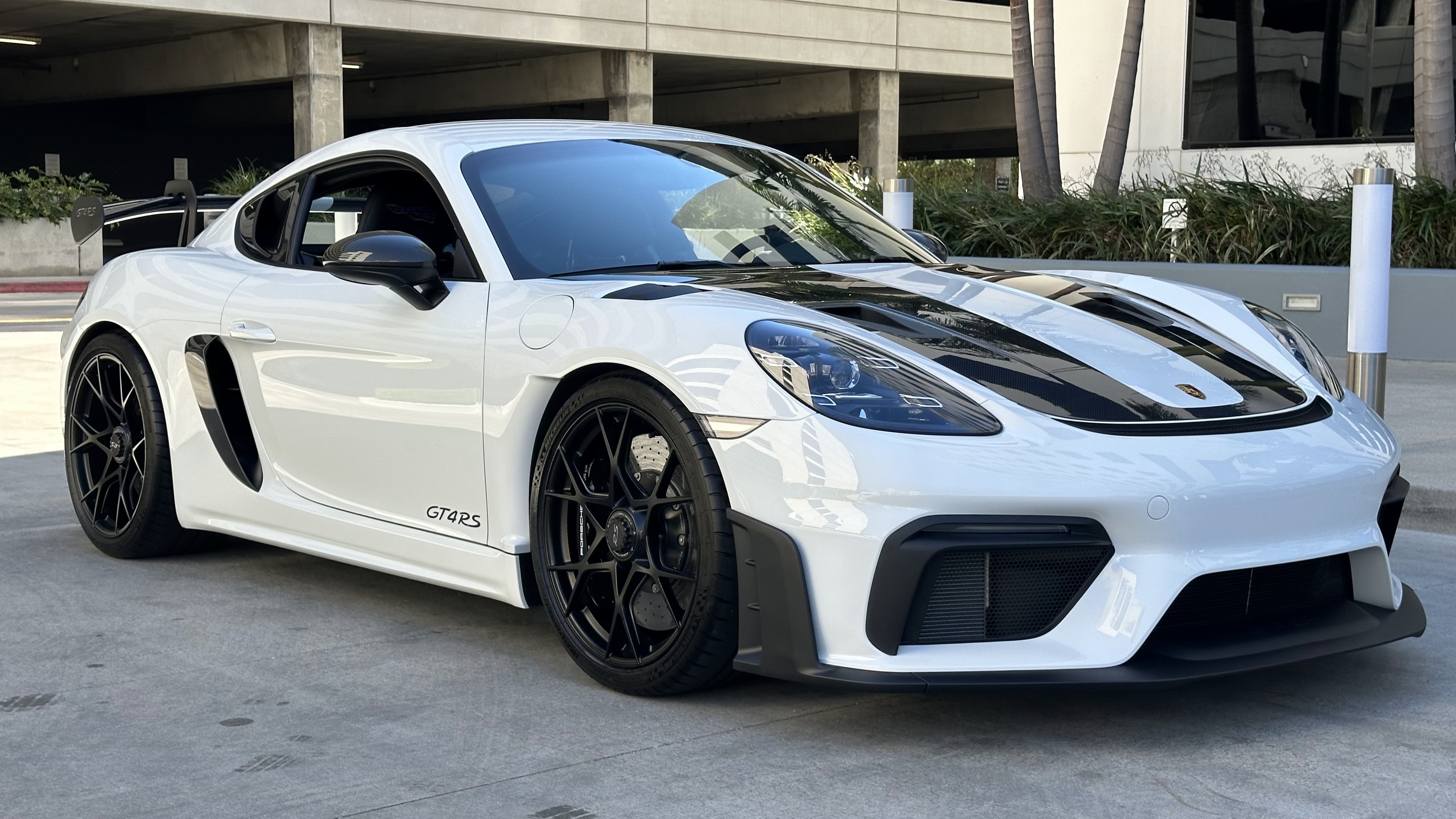 Used 2024 Porsche 718 Cayman GT4 RS RWD image 36