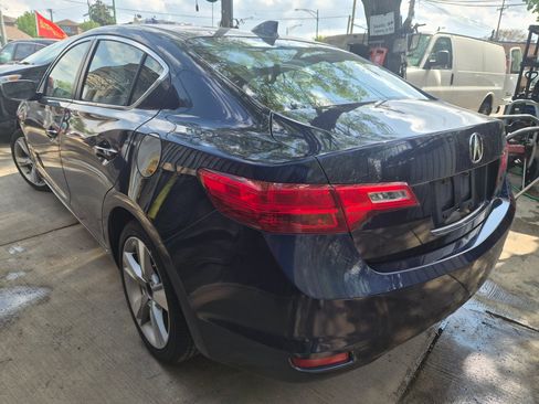 Used 2013 Acura ILX w/ Premium Package FWD image 3