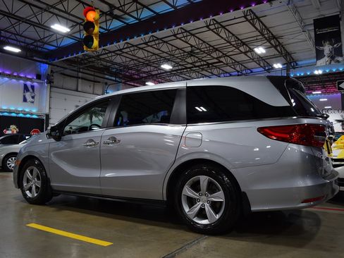 Used 2018 Honda Odyssey EX-L image 12