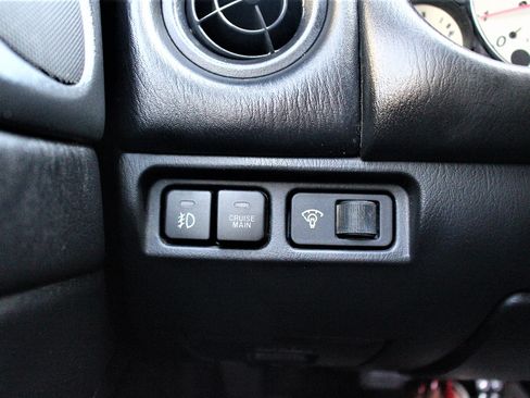 Used 2003 MAZDA MX-5 Miata UNAVAIL RWD image 30