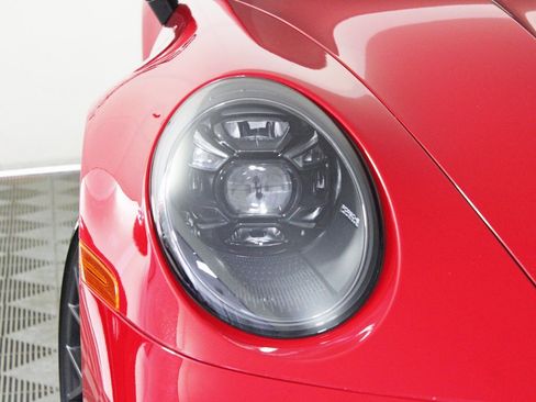 Used 2024 Porsche 911 Carrera GTS image 11