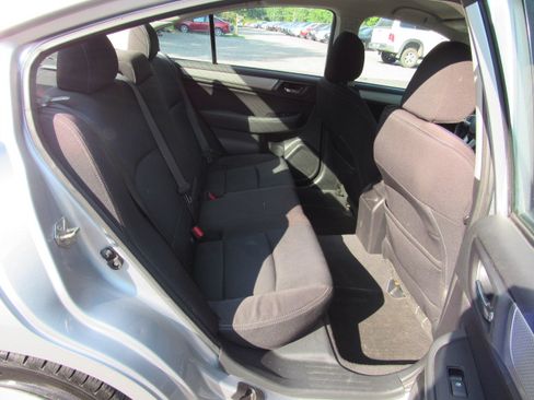 Used 2016 Subaru Legacy 2.5i Premium AWD/4WD image 21