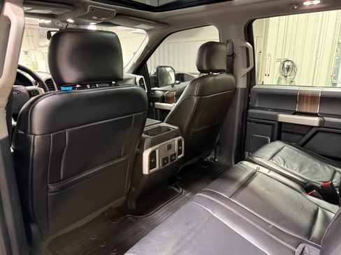 Used 2017 Ford F150 4x4 SuperCrew Lariat w/ FX4 image 30