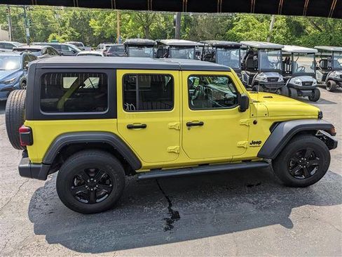 Used 2022 Jeep Wrangler Unlimited Sport image 6