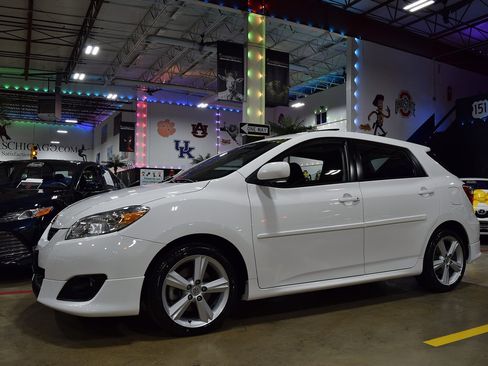 Used 2009 Toyota Matrix S image 11