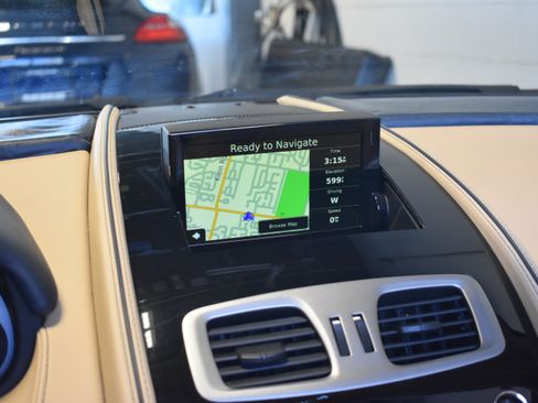 Used 2016 Aston Martin DB9 GT Volante RWD image 40