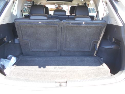 Used 2020 Volkswagen Tiguan FWD image 7