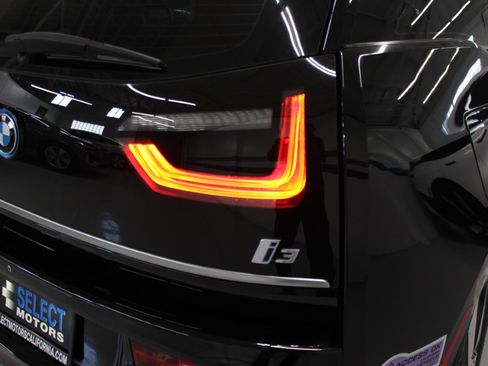 Used 2019 BMW i3 image 8