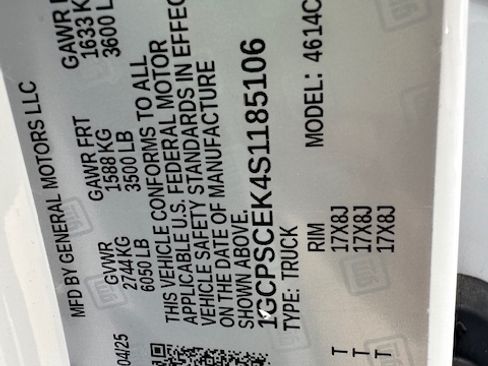 Used 2025 Chevrolet Colorado image 4