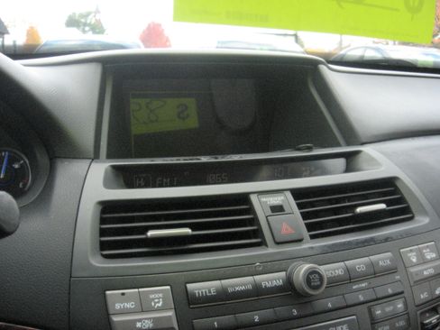 Used 2012 Honda Crosstour EX-L image 11