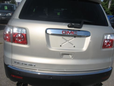 Used 2009 GMC Acadia SLT FWD image 5