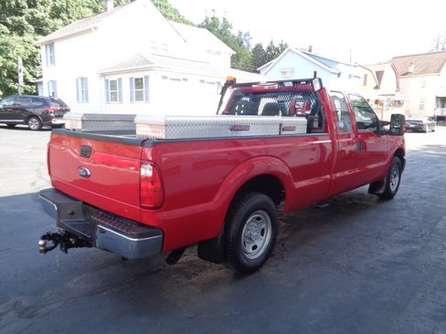 Used 2015 Ford F250 2WD SuperCab Super Duty image 2