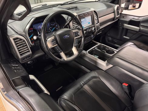 Used 2019 Ford F250 Platinum image 14