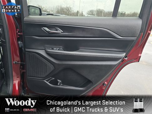 Used 2024 Jeep Grand Cherokee L Laredo image 33