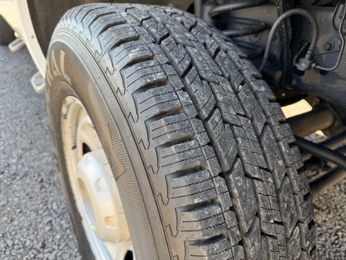 Used 2012 Ford F350 image 27