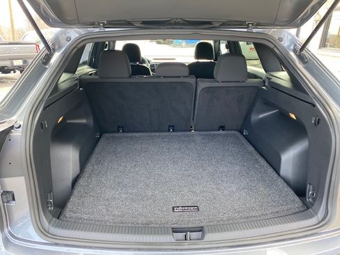 Used 2020 Volkswagen Atlas Cross Sport S image 21