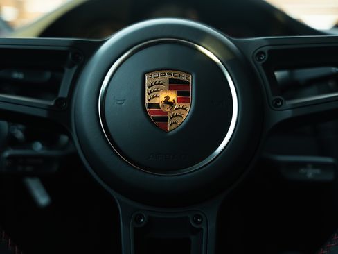 Used 2019 Porsche 911 GT3 Touring image 32