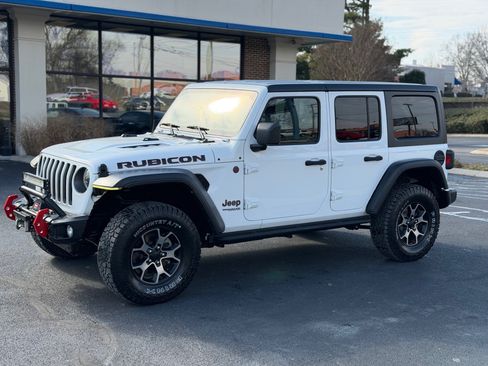 Used 2018 Jeep Wrangler Unlimited Rubicon image 1