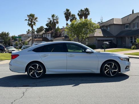Used 2018 Honda Accord 1.5T Sport image 5