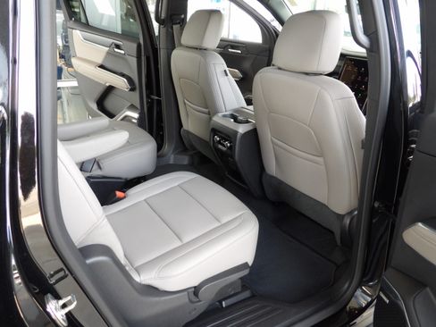 Used 2026 GMC Acadia FWD Elevation image 19