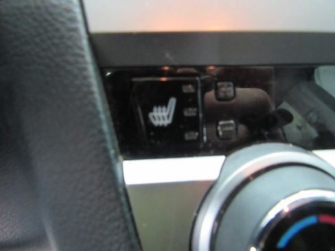 Used 2016 Subaru Outback 3.6R Limited image 21