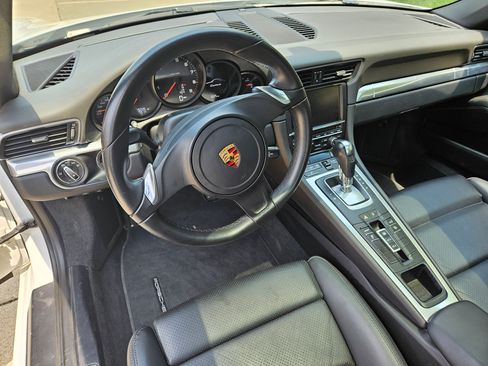 Used 2015 Porsche 911 Carrera image 9