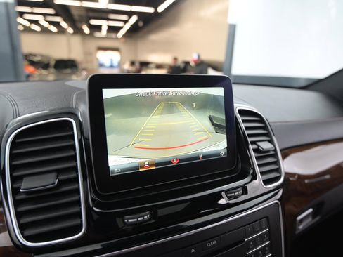 Used 2016 Mercedes-Benz GLE 400 image 32