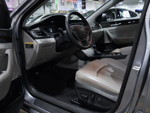 Used 2015 Hyundai Sonata SE image 15