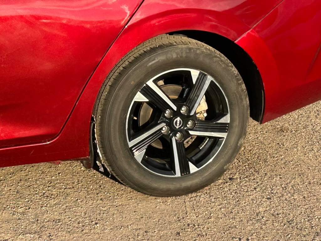 Used 2024 Nissan Sentra SV FWD image 8