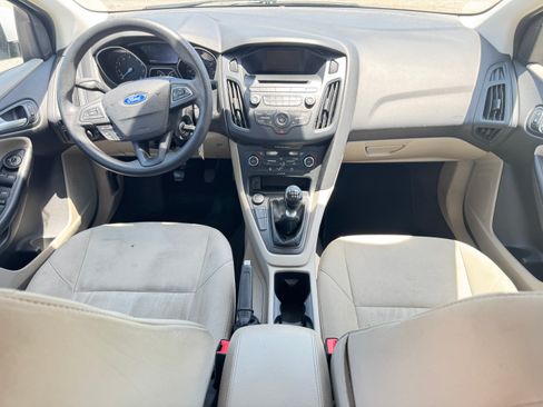 Used 2016 Ford Focus SE Sedan FWD image 22