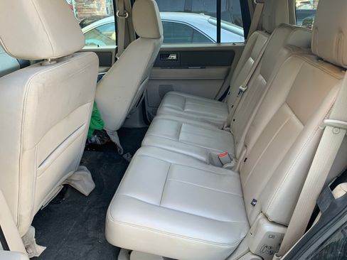 Used 2007 Ford Expedition XLT image 10