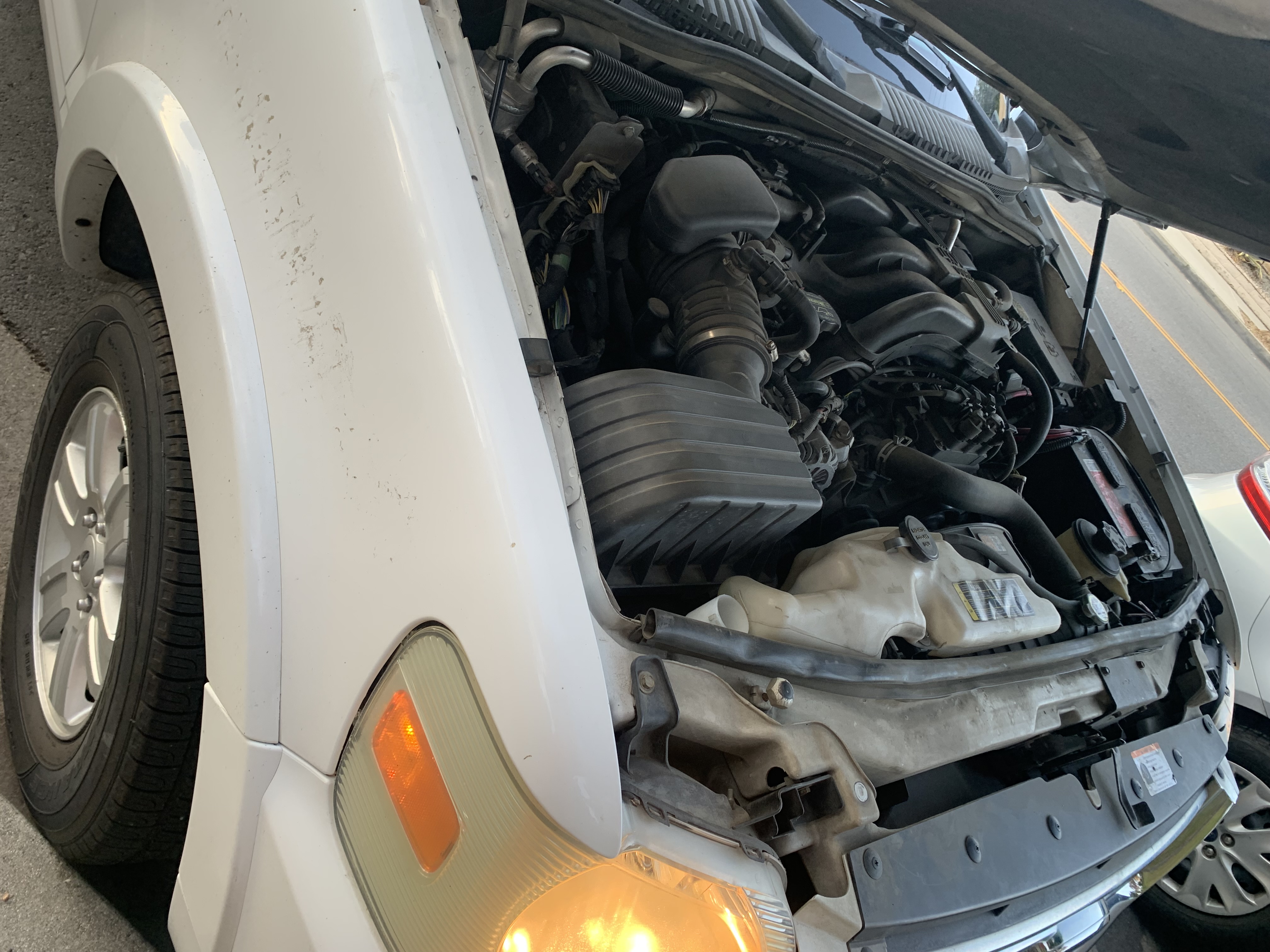 Used 2009 Ford Explorer 2WD XLT image 12