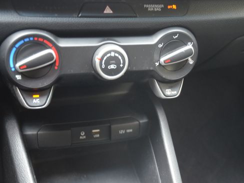 Used 2020 Kia Rio S Hatchback FWD image 20