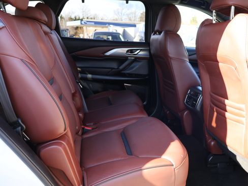 Used 2019 MAZDA CX-9 Signature image 16
