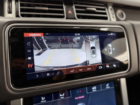 Used 2019 Land Rover Range Rover Supercharged image 14