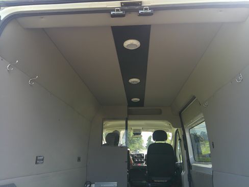 Used 2022 RAM ProMaster 1500 136 High Roof FWD image 9