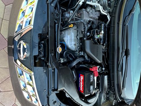 Used 2015 Nissan Rogue SV image 14