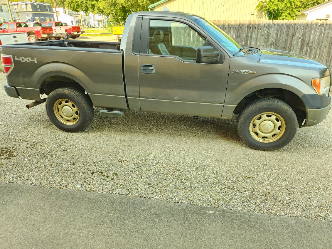 Used 2013 Ford F150 4x4 Regular Cab image 4