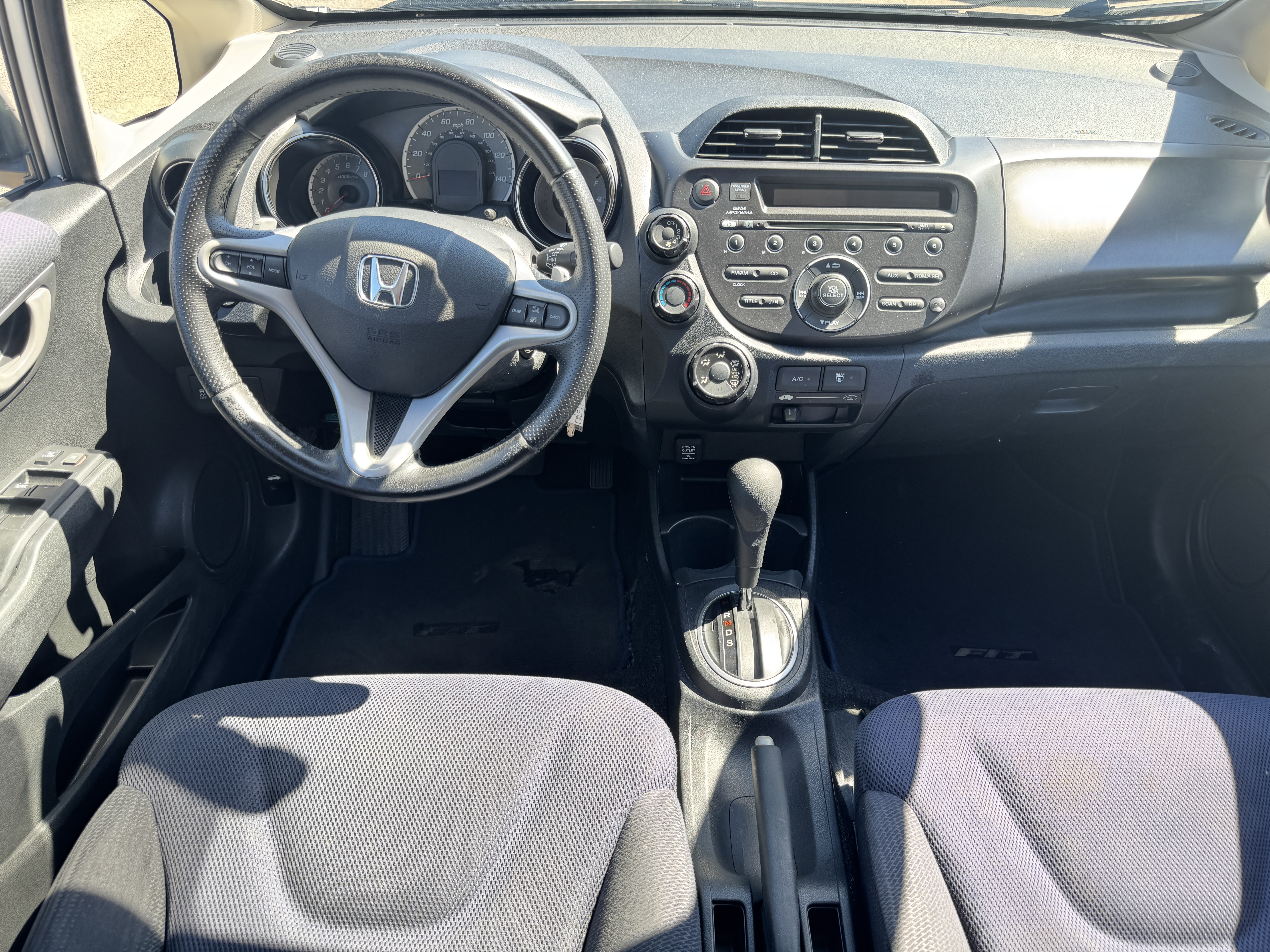 Used 2013 Honda Fit Sport image 21