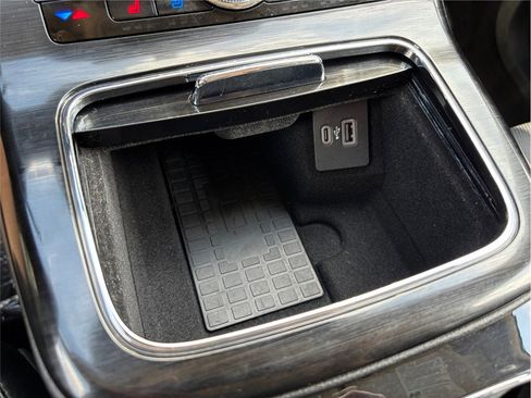 Used 2021 Lincoln Nautilus Reserve image 37