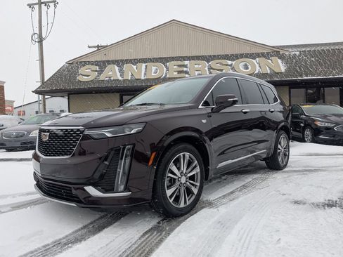 Used 2021 Cadillac XT6 Premium Luxury image 1