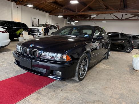 Used 2003 BMW M5 RWD image 6