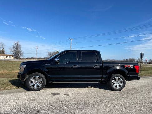 Used 2018 Ford F150 Platinum image 2