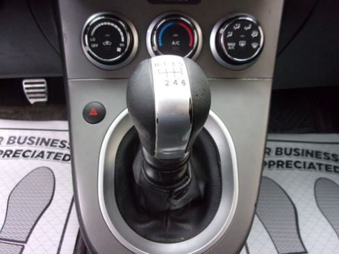 Used 2012 Nissan Sentra SE-R Spec V image 13