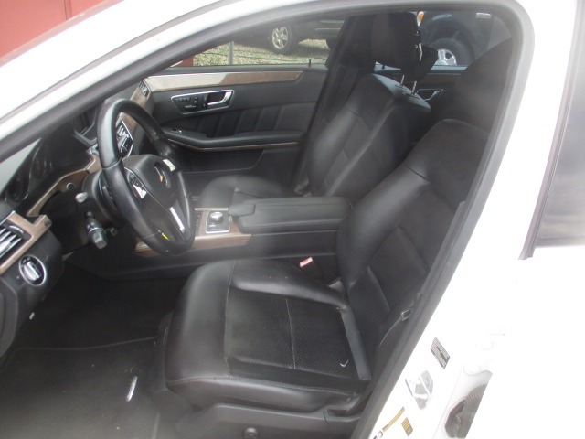 Used 2013 Mercedes-Benz E 350 4MATIC Sedan image 16