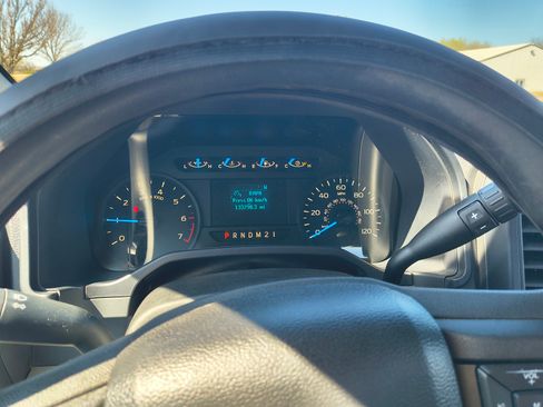 Used 2016 Ford F150 image 12