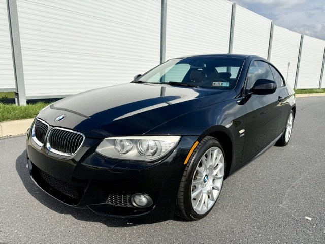 Used 2011 BMW 328i xDrive Coupe AWD/4WD image 4