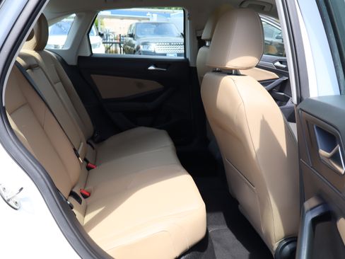 Used 2019 Volkswagen Jetta SEL FWD image 15